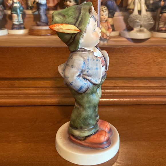 🖤TM6 ‘Hello World’ Hummel Goebel #429 - Picture 5 of 8